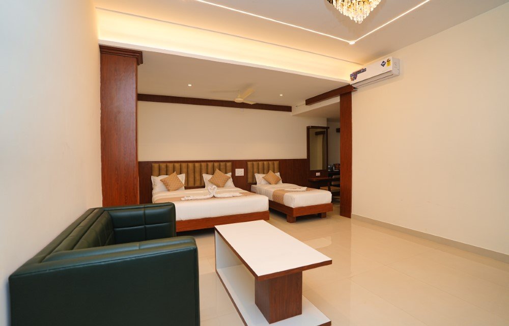 Hotel Yathra Athithya Premium Suite  Image